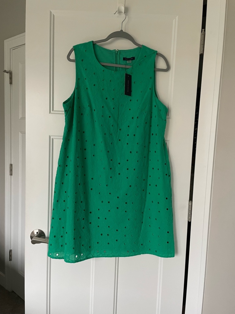 Tommy Hilfiger Sleeveless Eyelet Shift Dress Size 14